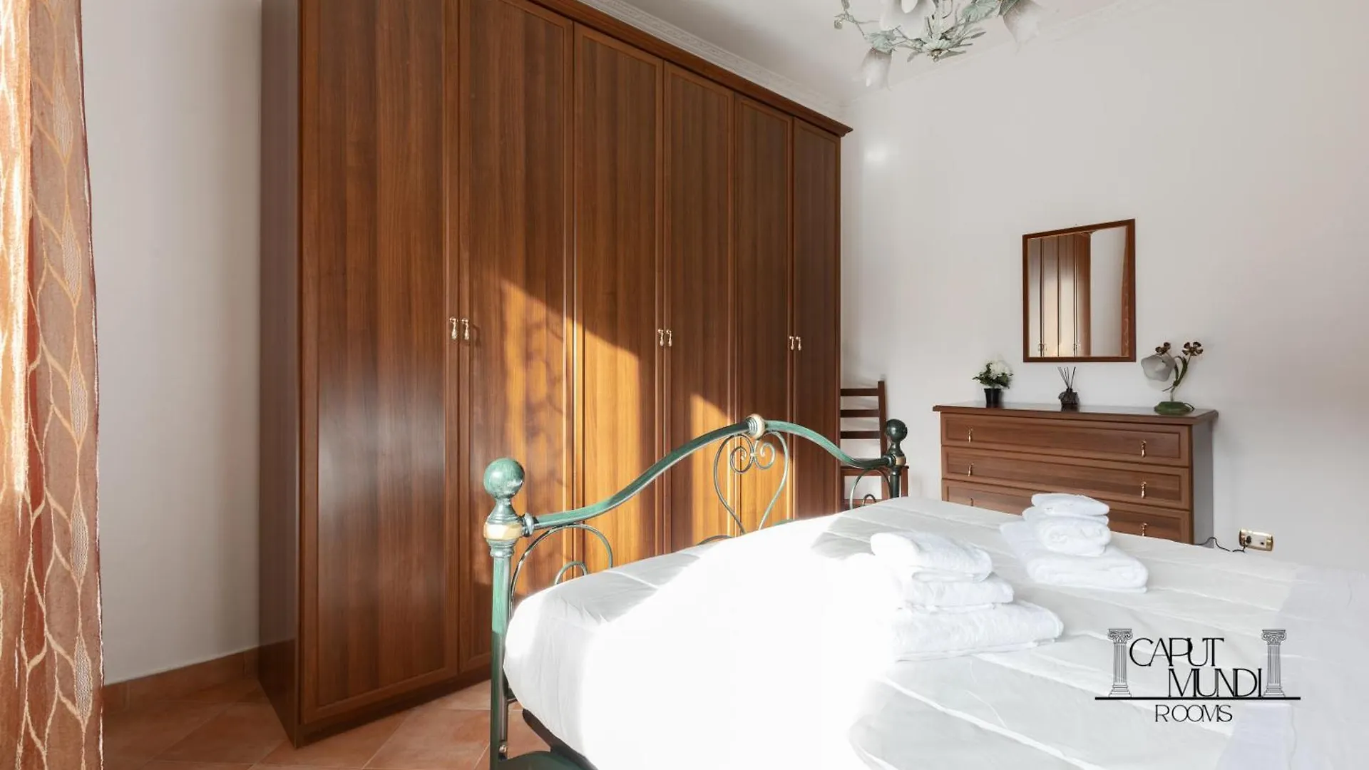 Caput Mundi Rooms - 100Mt To Metro A, Terrace, A-C, 15 Min To Center روما 0*,  إيطاليا