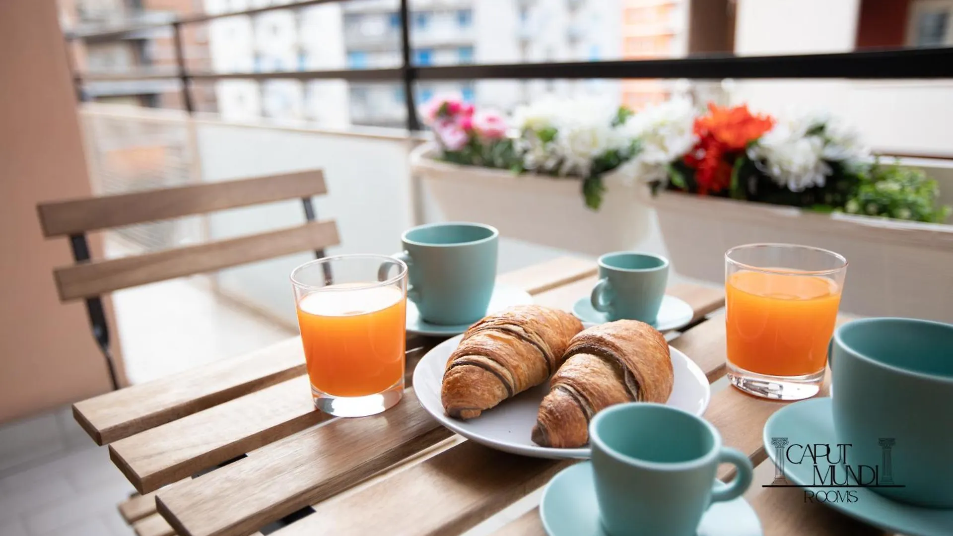 Caput Mundi Rooms - 100Mt To Metro A, Terrace, A-C, 15 Min To Center روما بيت ضيافة