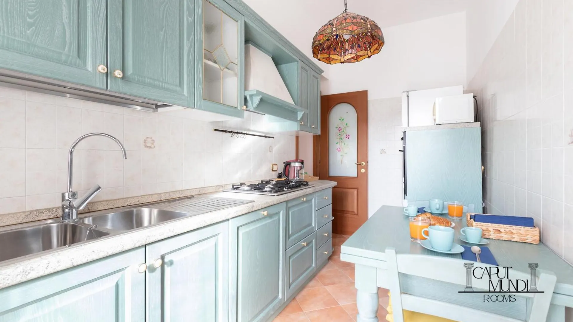 Caput Mundi Rooms - 100Mt To Metro A, Terrace, A-C, 15 Min To Center روما 0*,