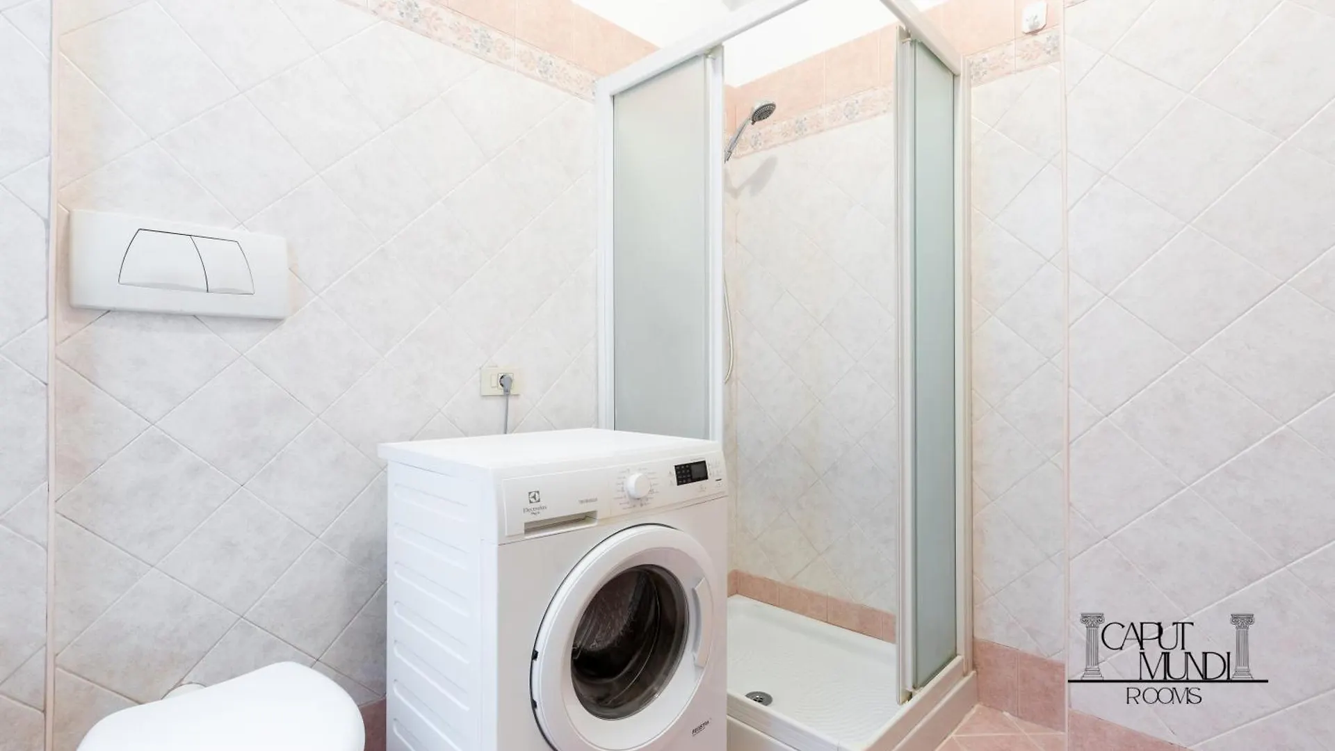 Caput Mundi Rooms - 100Mt To Metro A, Terrace, A-C, 15 Min To Center Roma 0*,  Italia