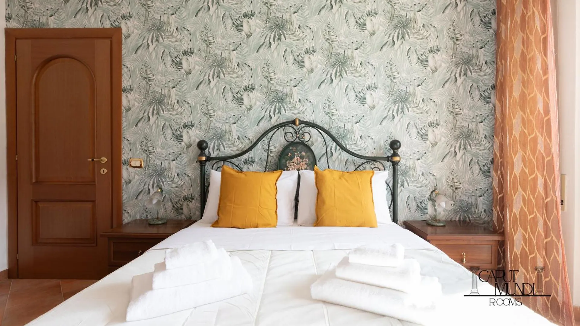 Caput Mundi Rooms - 100Mt To Metro A, Terrace, A-C, 15 Min To Center Roma Italia